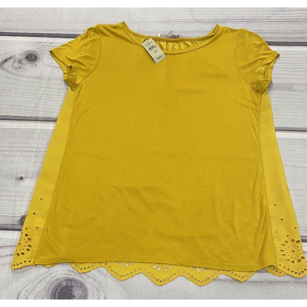 Ann‎ Taylor LOFT Size X-Small Petite Shirt Mustard Yellow Eyelet Back Tee New